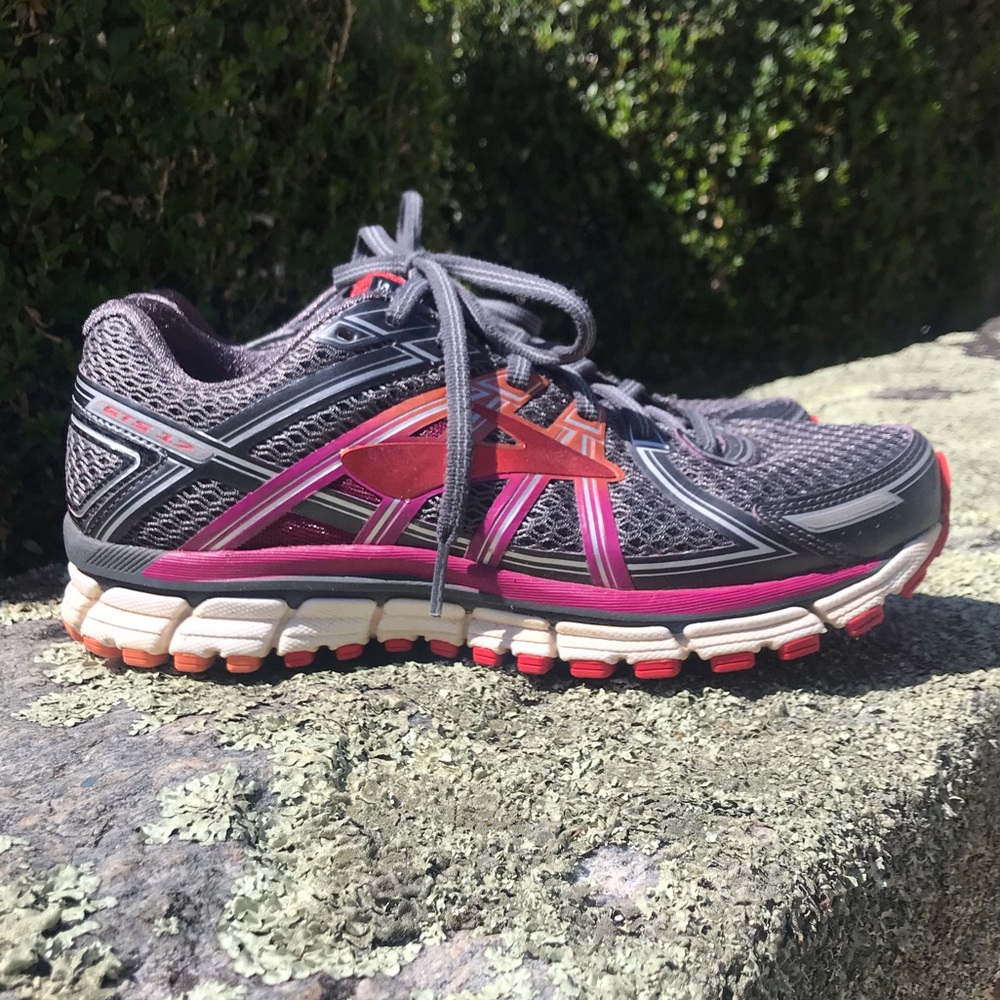 Brooks GTS 17